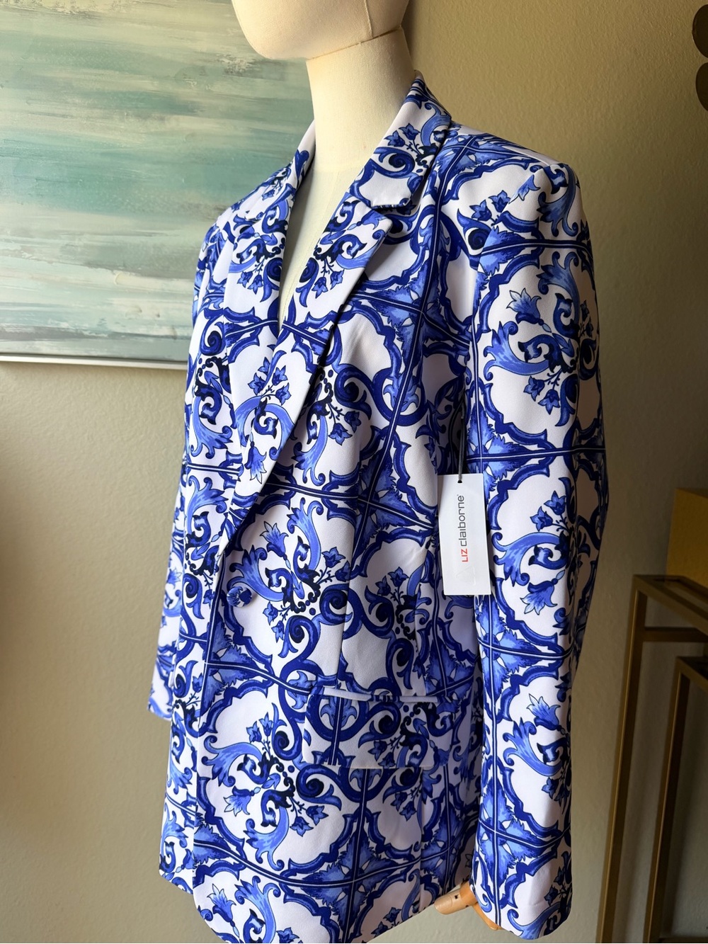 Liz Claiborne Blue and White Scroll-Print Blazer - Picture 7 of 12